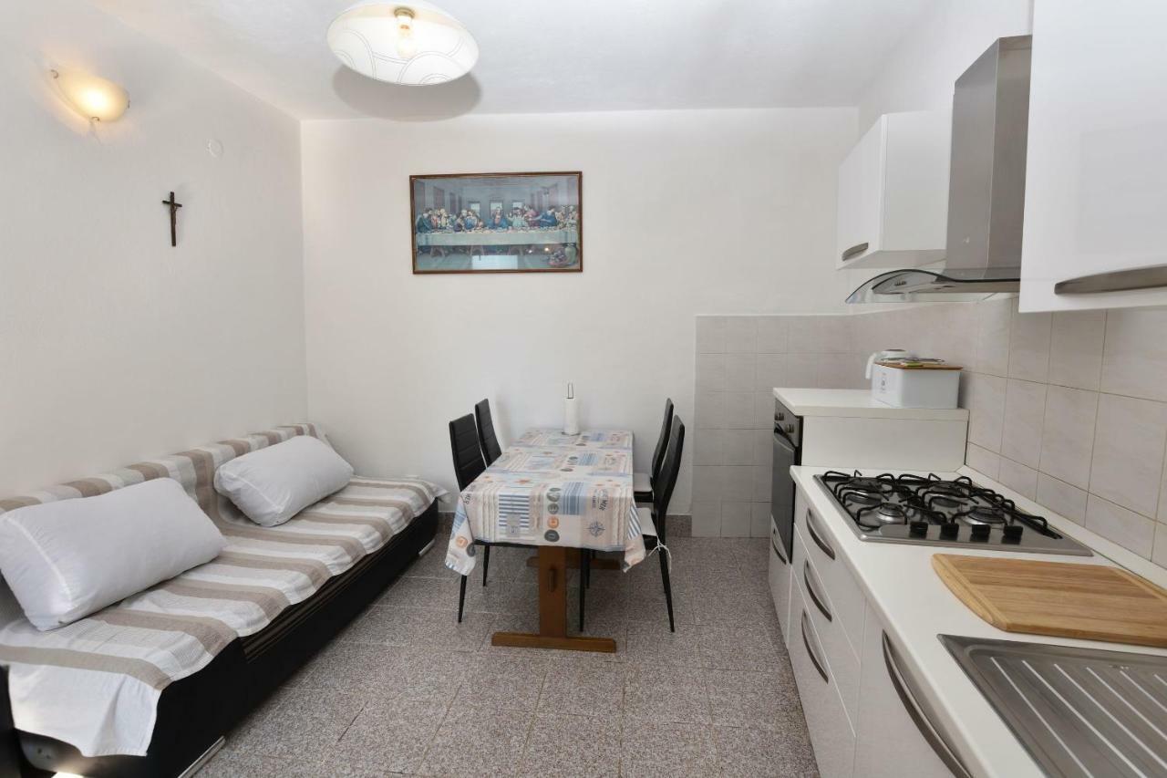 Apartment Milka Primošten Extérieur photo