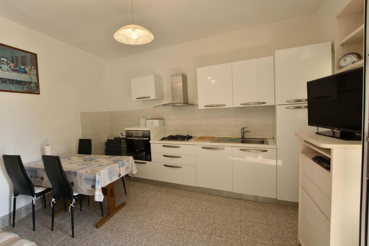 Apartment Milka Primošten Extérieur photo